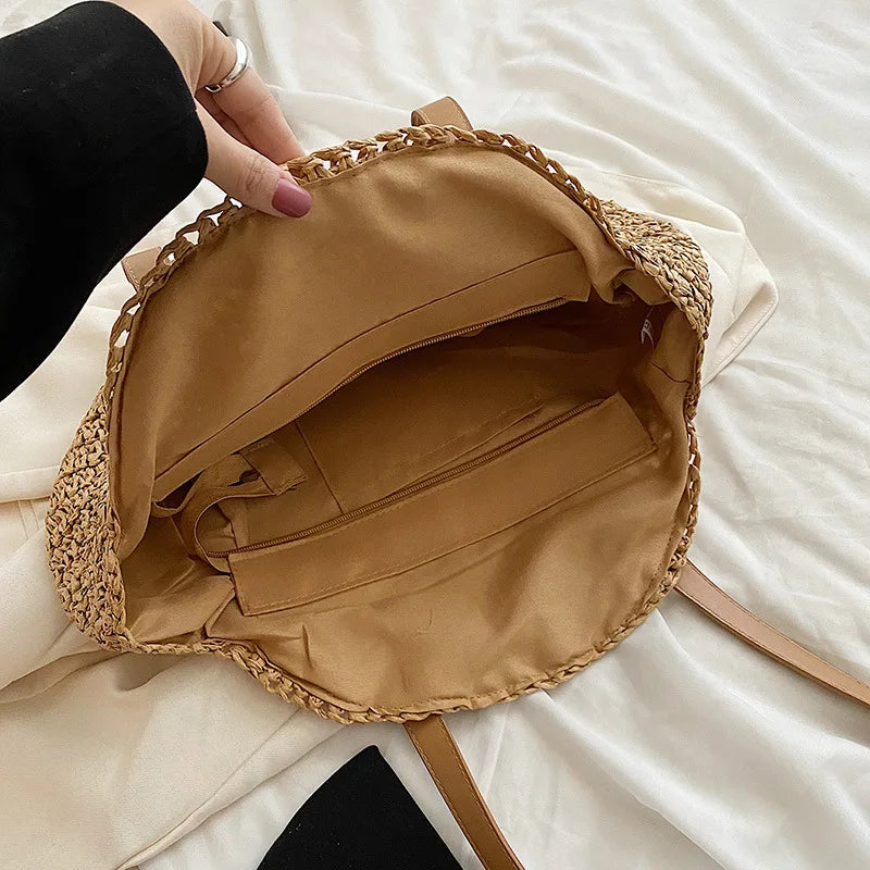 Round Boho Straw Tote – Curated by Zorafort